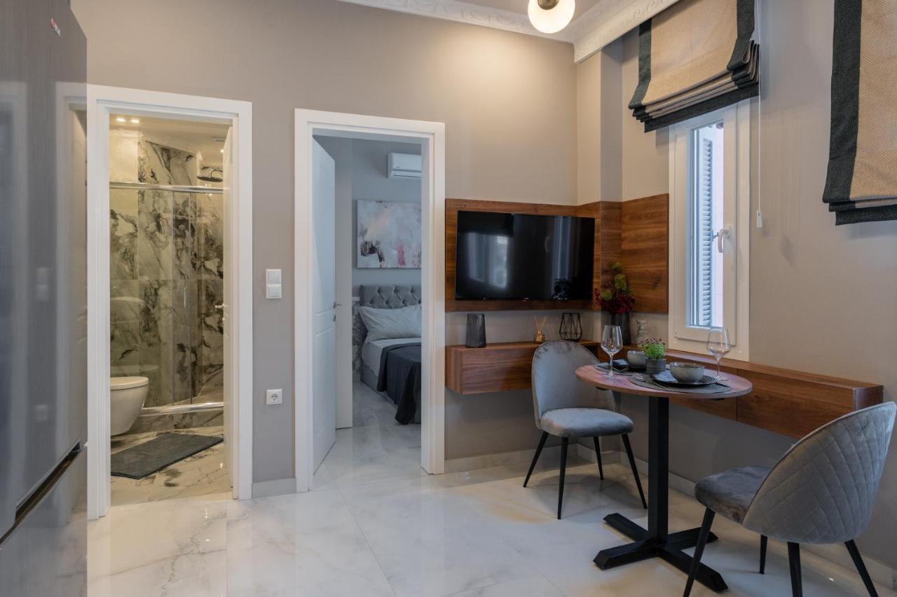 Luxliving Agiou Dimitriou Apartment เทสซาโลนิกิ ภายนอก รูปภาพ