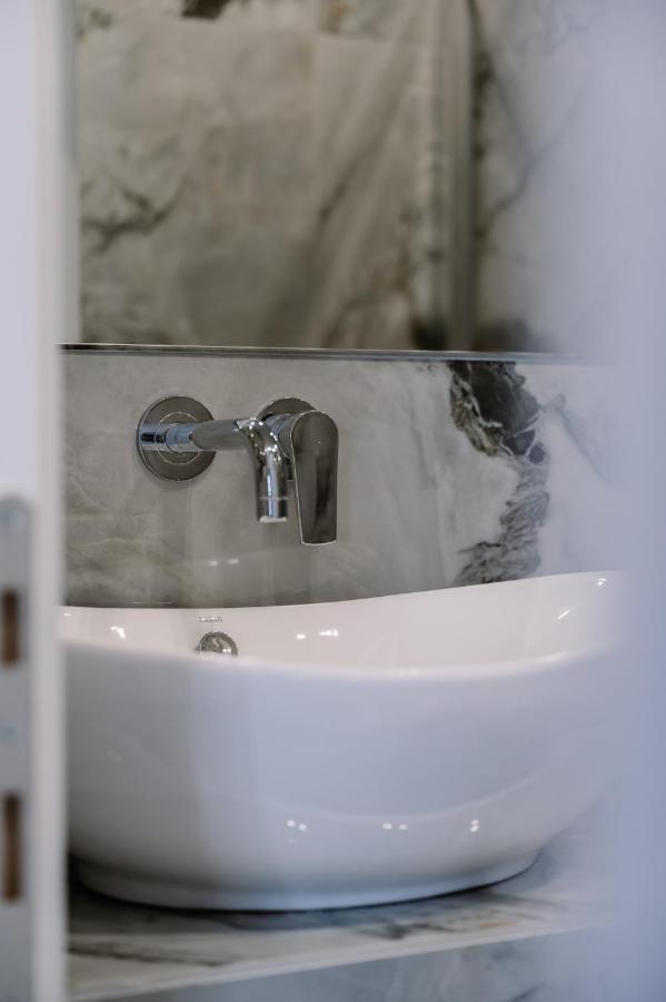 Luxliving Agiou Dimitriou Apartment เทสซาโลนิกิ ภายนอก รูปภาพ
