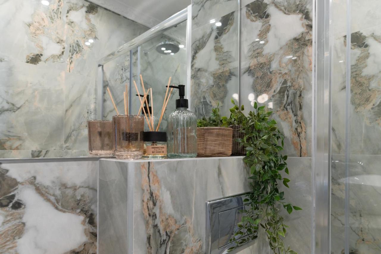 Luxliving Agiou Dimitriou Apartment เทสซาโลนิกิ ภายนอก รูปภาพ