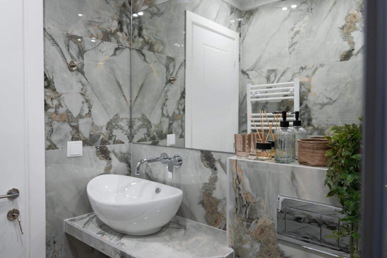 Luxliving Agiou Dimitriou Apartment เทสซาโลนิกิ ภายนอก รูปภาพ
